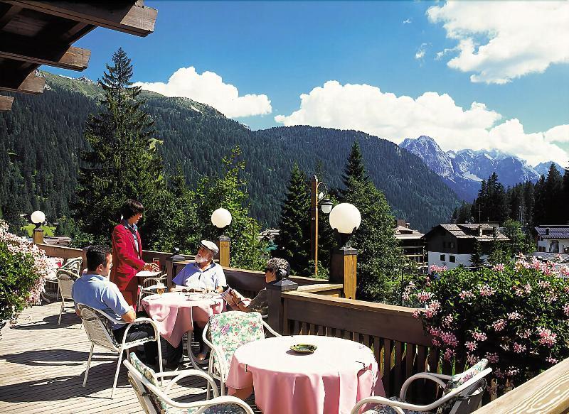 Hotel Bertelli Madonna Exterior foto