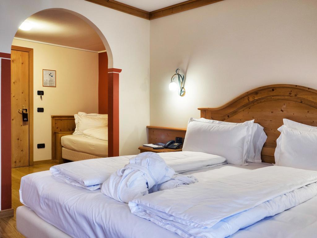 Hotel Bertelli Madonna Exterior foto