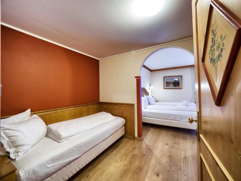 Hotel Bertelli Madonna Exterior foto